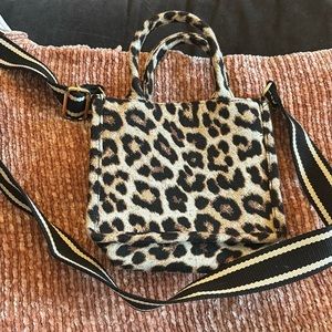 H&M mini tote bag. cheetah print